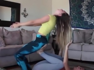 Two teen hotties trying yoga at home