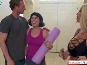 Cheating BF lures stunning yoga instructor Bridgette B to fuck her slit