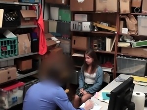 Brunette accepted the hot office quickie