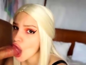 White Bitch Loves when she Gets Fucked with Doggy Style