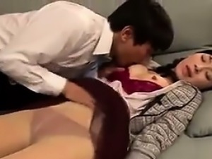Japanese Wife Gets Fucked