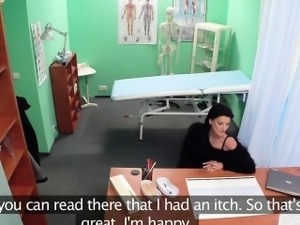 Hospital milf fucked by doctor on hidden cam