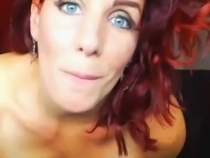 sexy redhead big milf dildoes while standing    oopscmas com