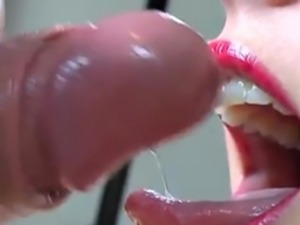 Handjob  beautiful cum in mouth