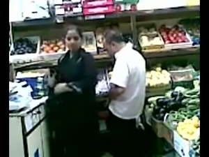Amateur Pakistani seller fucks his regular customer's pussy from behind