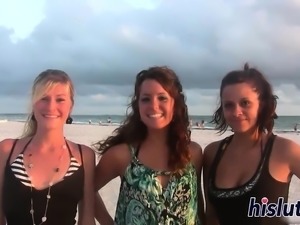 Hot babes flash boobies at the beach