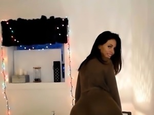 Unseen Striptease Webcam Show Recorded Video