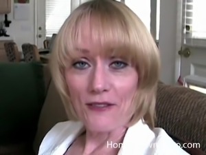 Mature horny blonde chokes on a fortunate man's boner