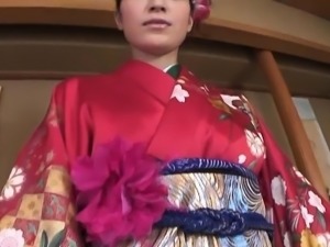 For the new Years, Kimono lady Yuria Tominaga gives a