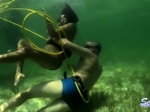 Underwater sex training for lustful milf with big tits
