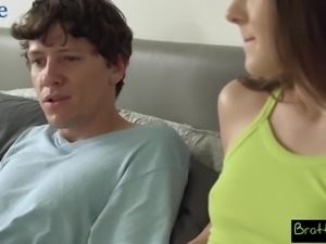 Small-titted Megan Marx hungry for stepbro's cock - Bratty Sis
