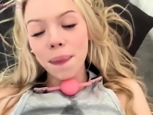 amateur his tall blonde fetish masturbating on live webcam